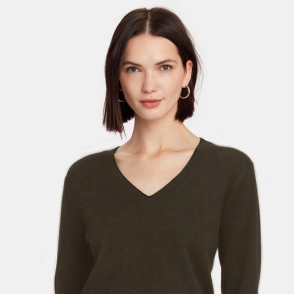 VINCE Cashmere Weekend Deep V Neck Back Sweater - Picture 3 of 8